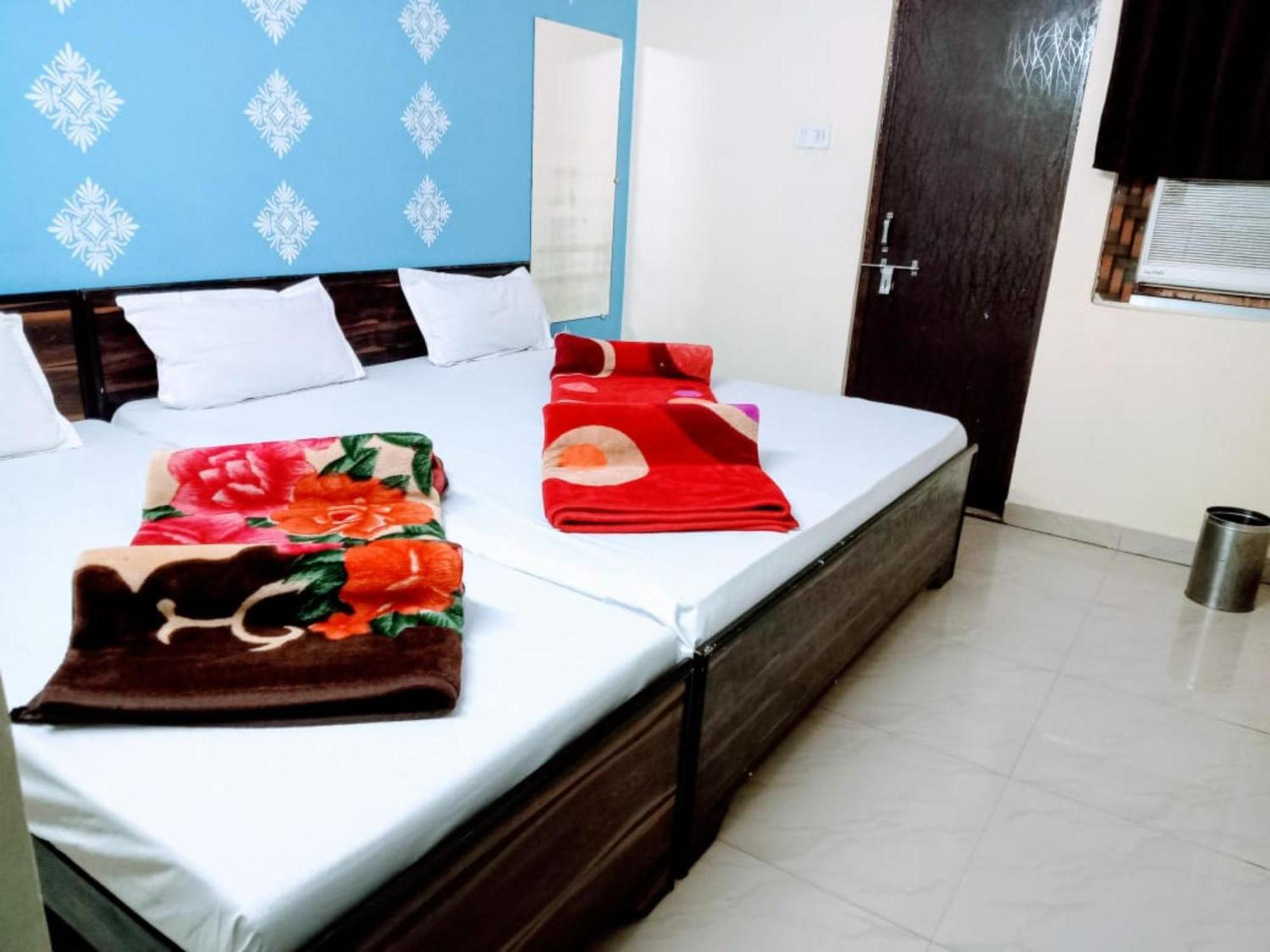 Goroomgo The Shivay Guest House Inn Varanasi Ngoại thất bức ảnh