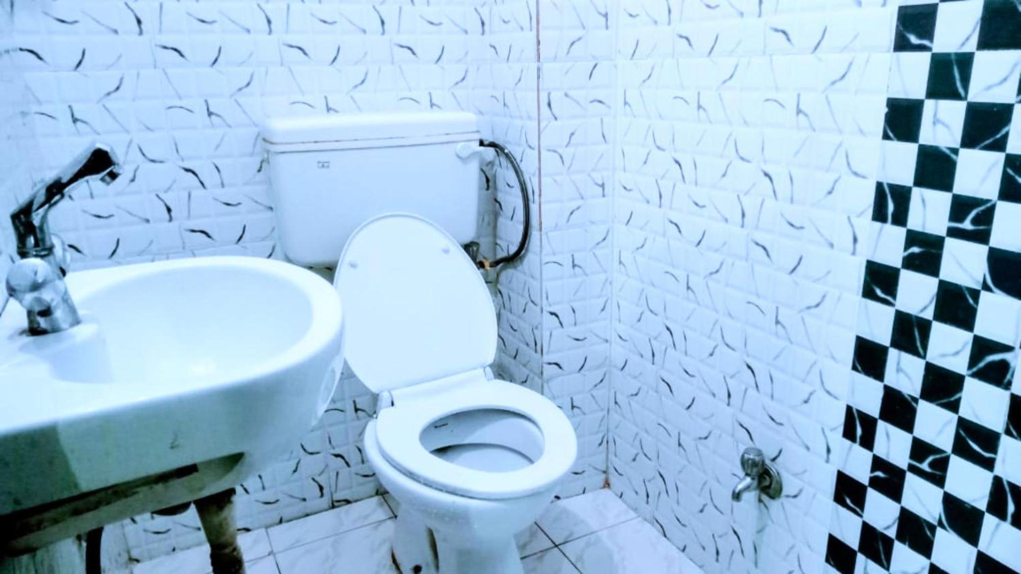 Goroomgo The Shivay Guest House Inn Varanasi Ngoại thất bức ảnh
